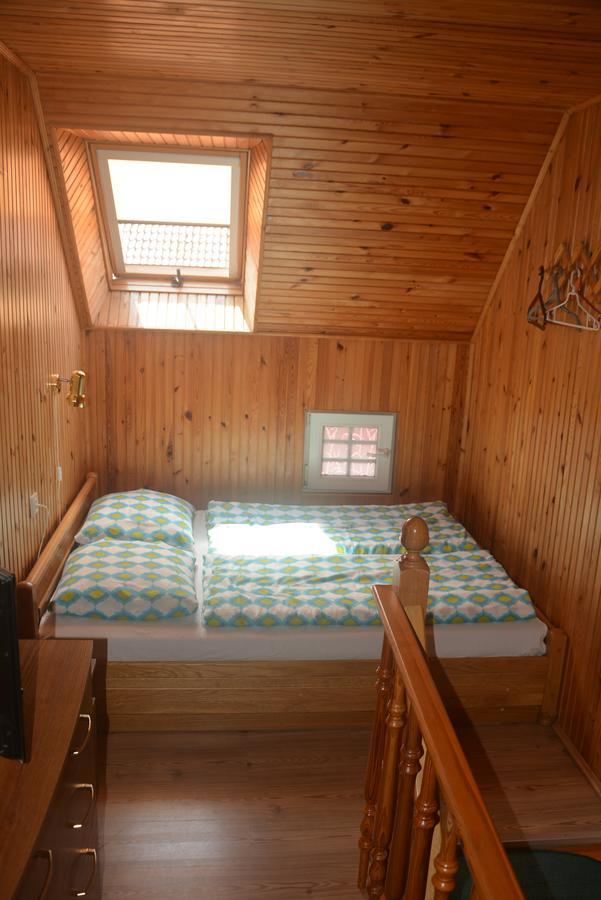 Guesthouse "Nakvyne Pas Zveja" Nagliu Street 奈达 外观 照片
