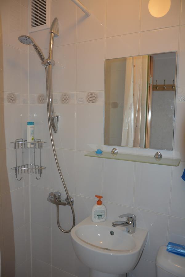 Guesthouse "Nakvyne Pas Zveja" Nagliu Street 奈达 外观 照片